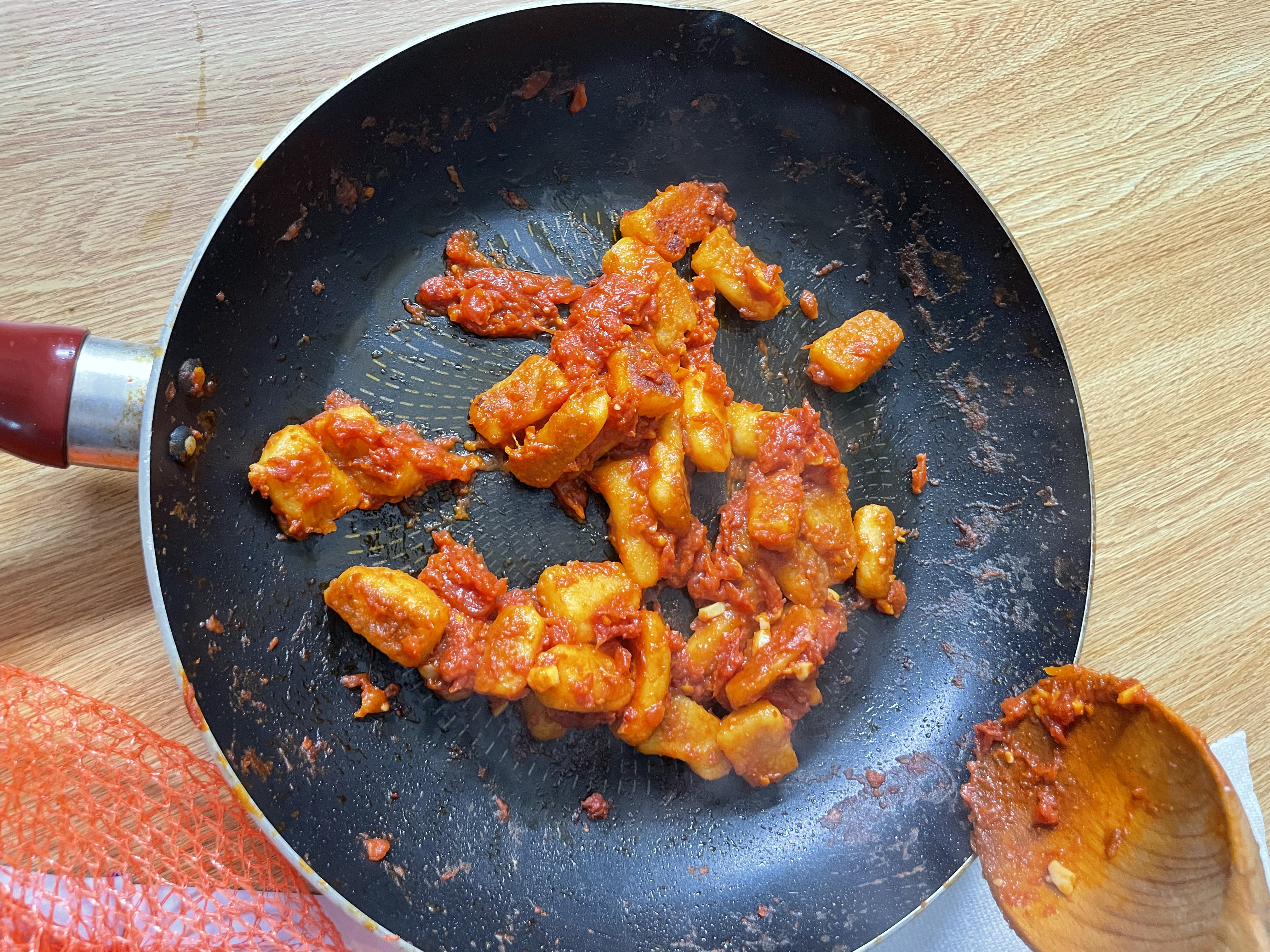 Gnocchi with tomato sauce